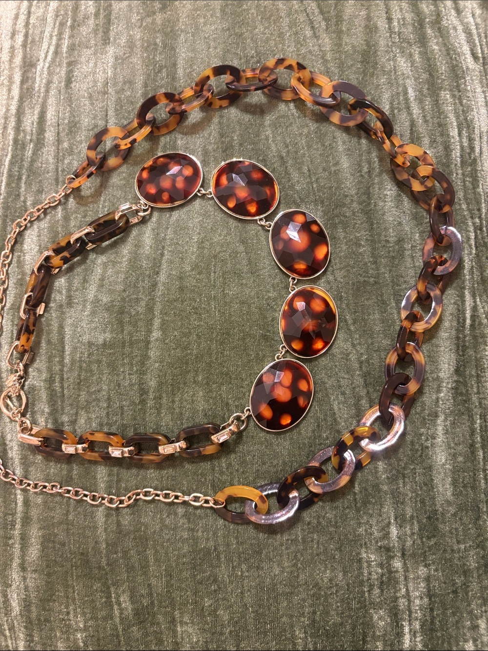 Ann Taylor Tortoiseshell-Link Necklace in Amber and Dark Brown